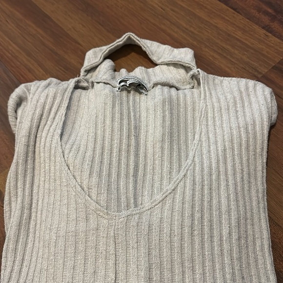 Urban Outfitters Silence & Noise Mock Neck Sweater, Bat Wing, Pullover Medium - Picture 9 of 10